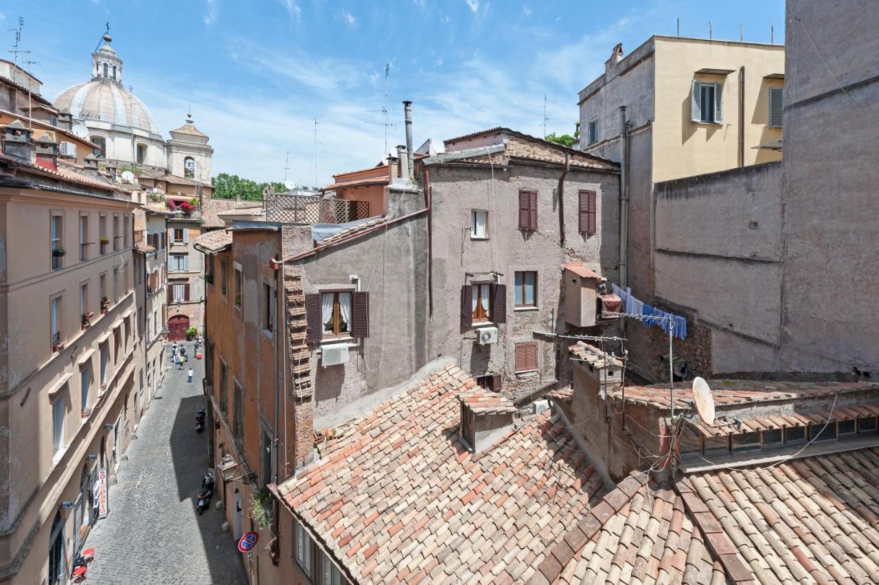 Ancient Palace In Downtown Roma Eksteriør bilde